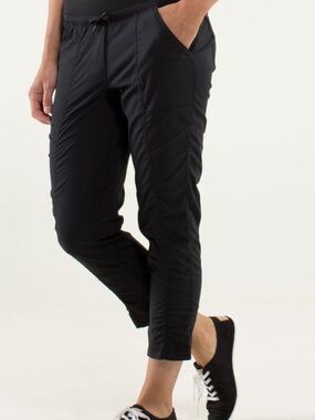 Lululemon Dance studio pants  size 12